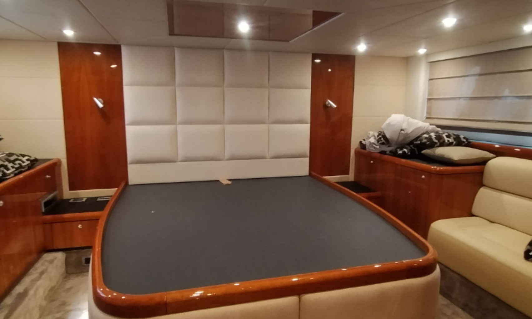 SUNSEEKER PREDATOR 62