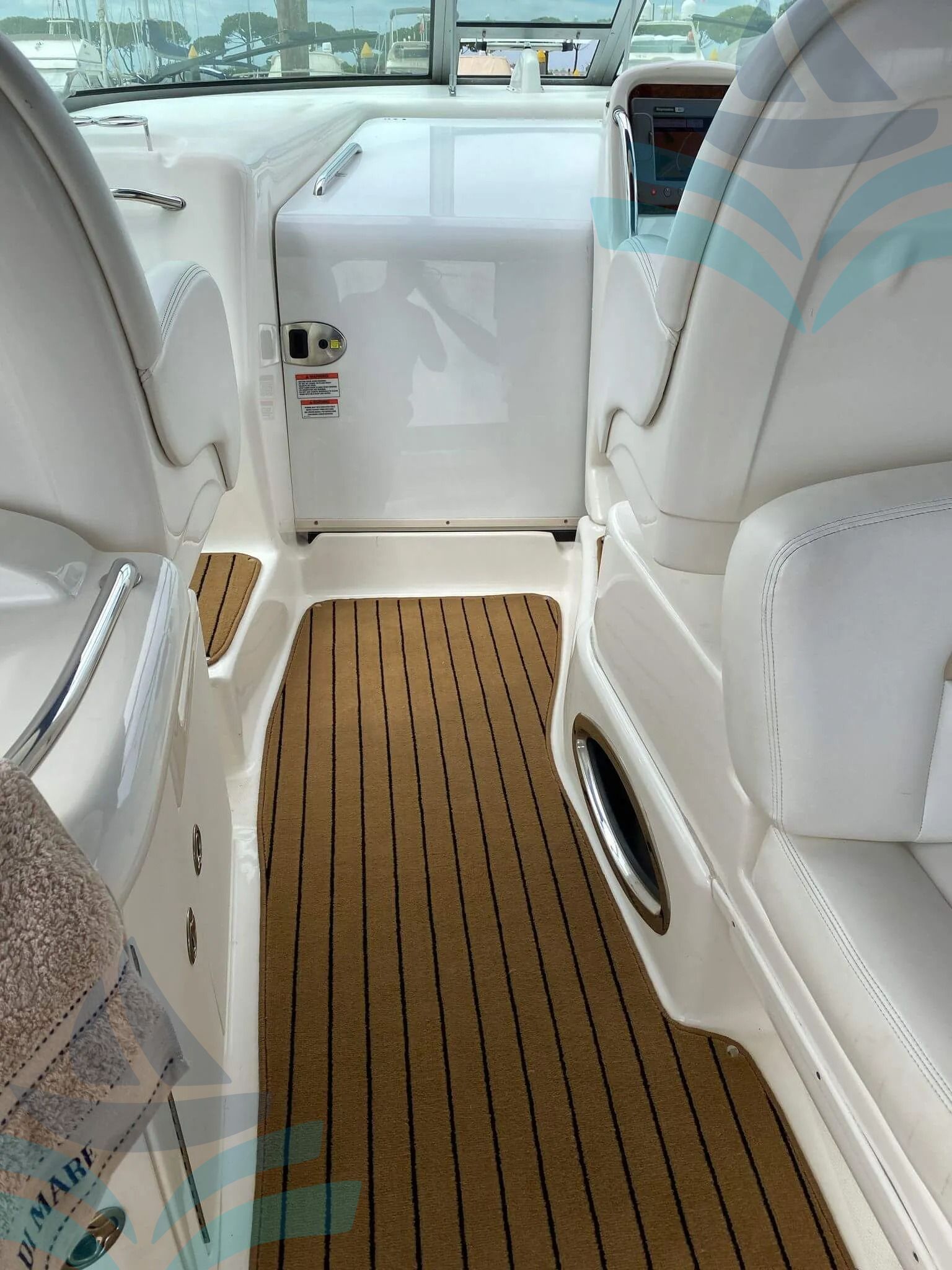 Sea Ray Sundacer 375