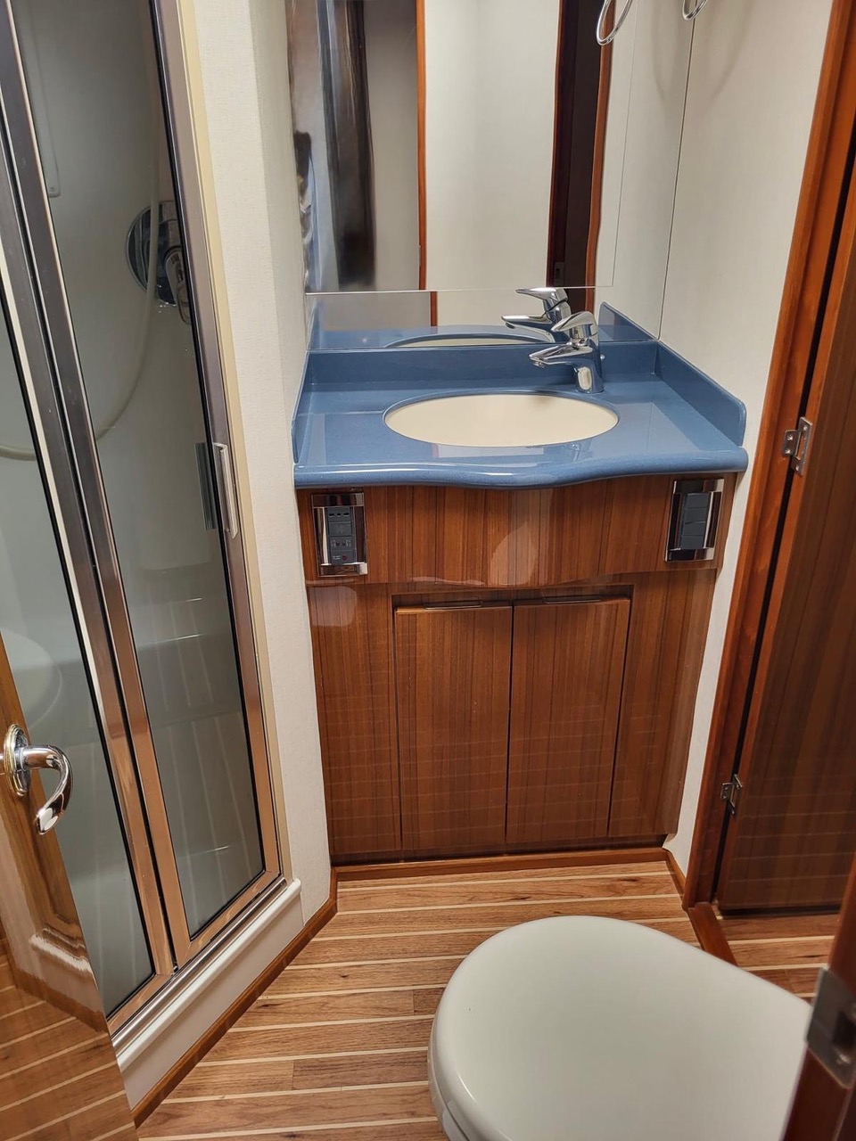 Viking 60 Convertible