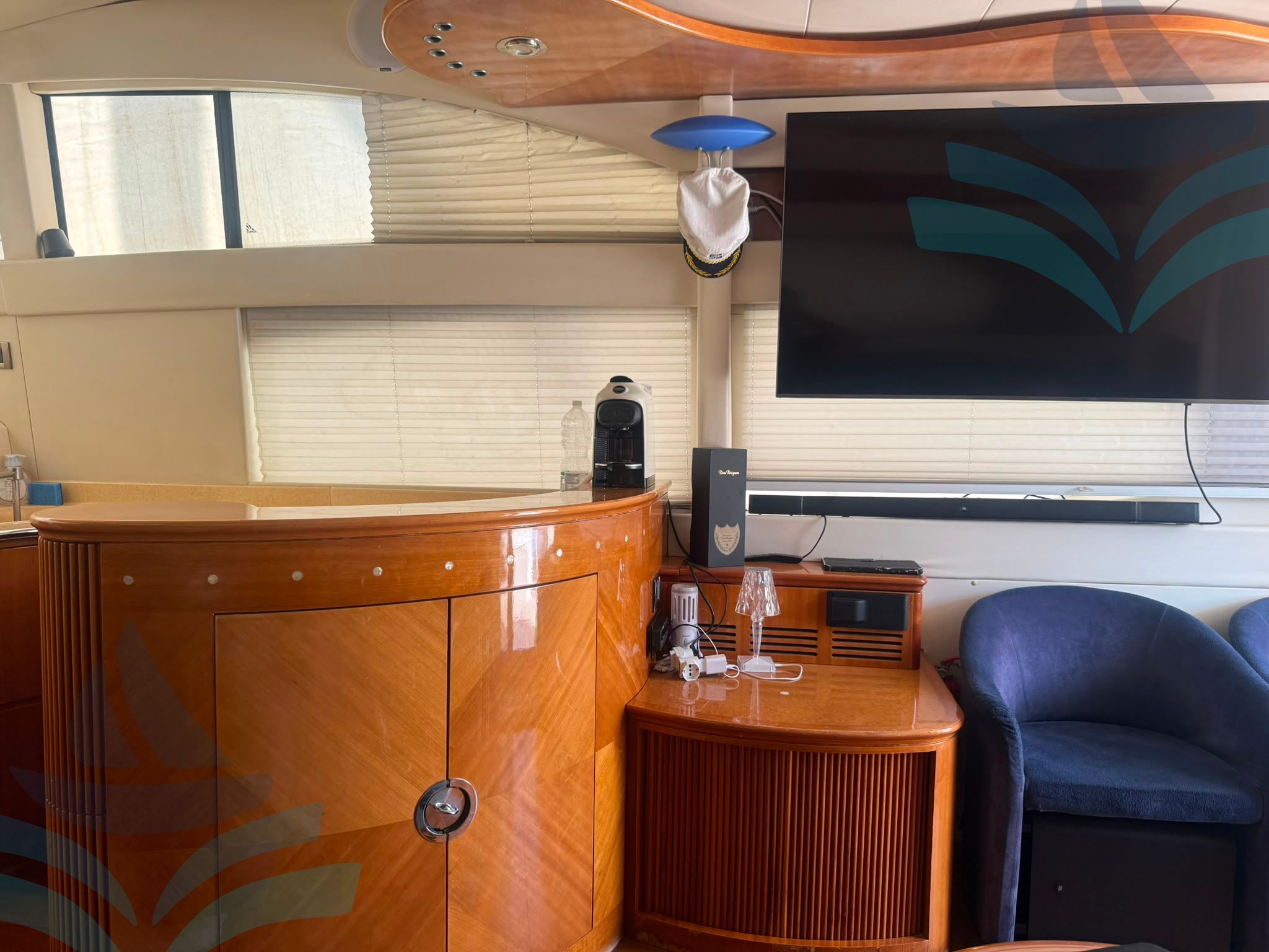 AZIMUT 52
