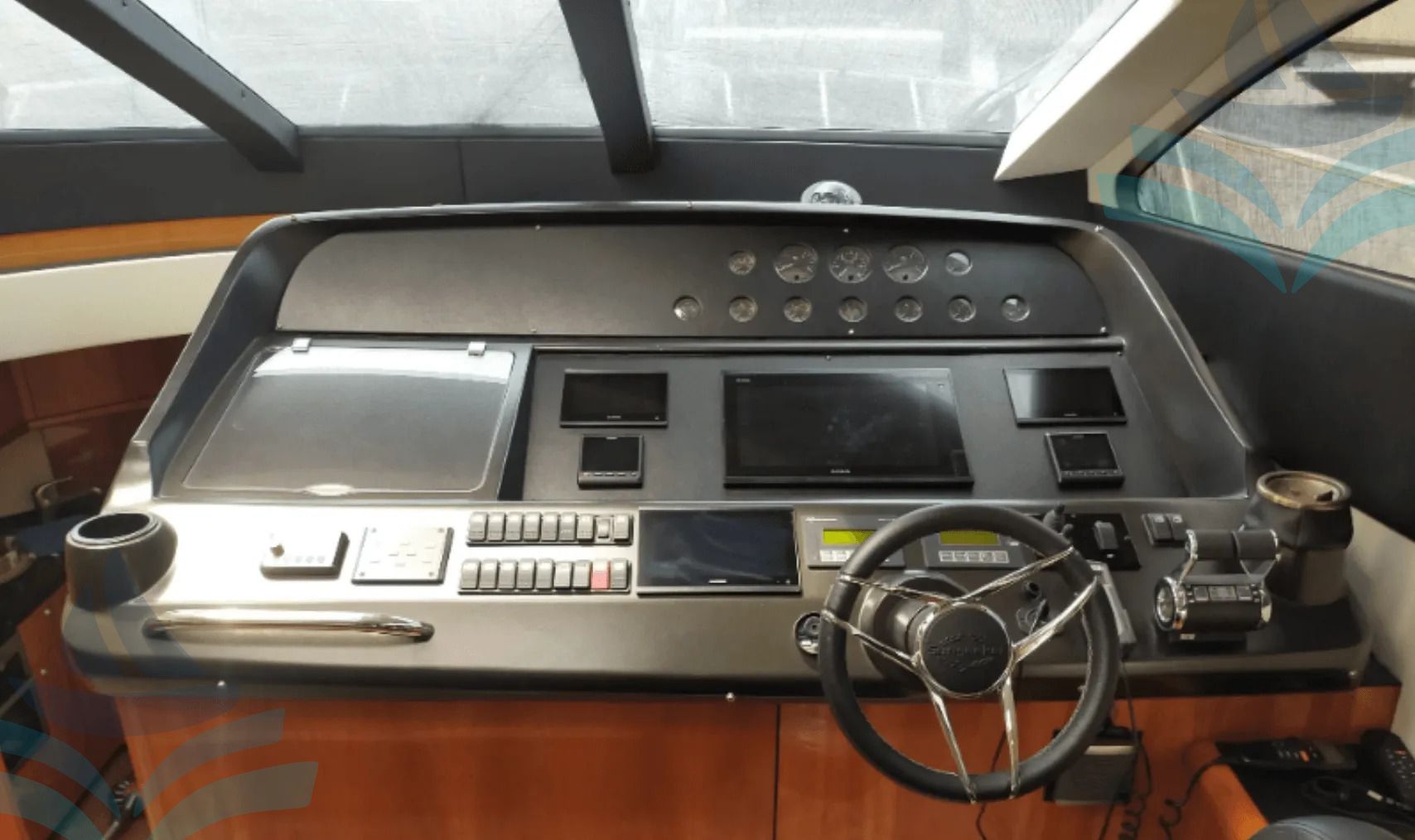 SUNSEEKER PREDATOR 62