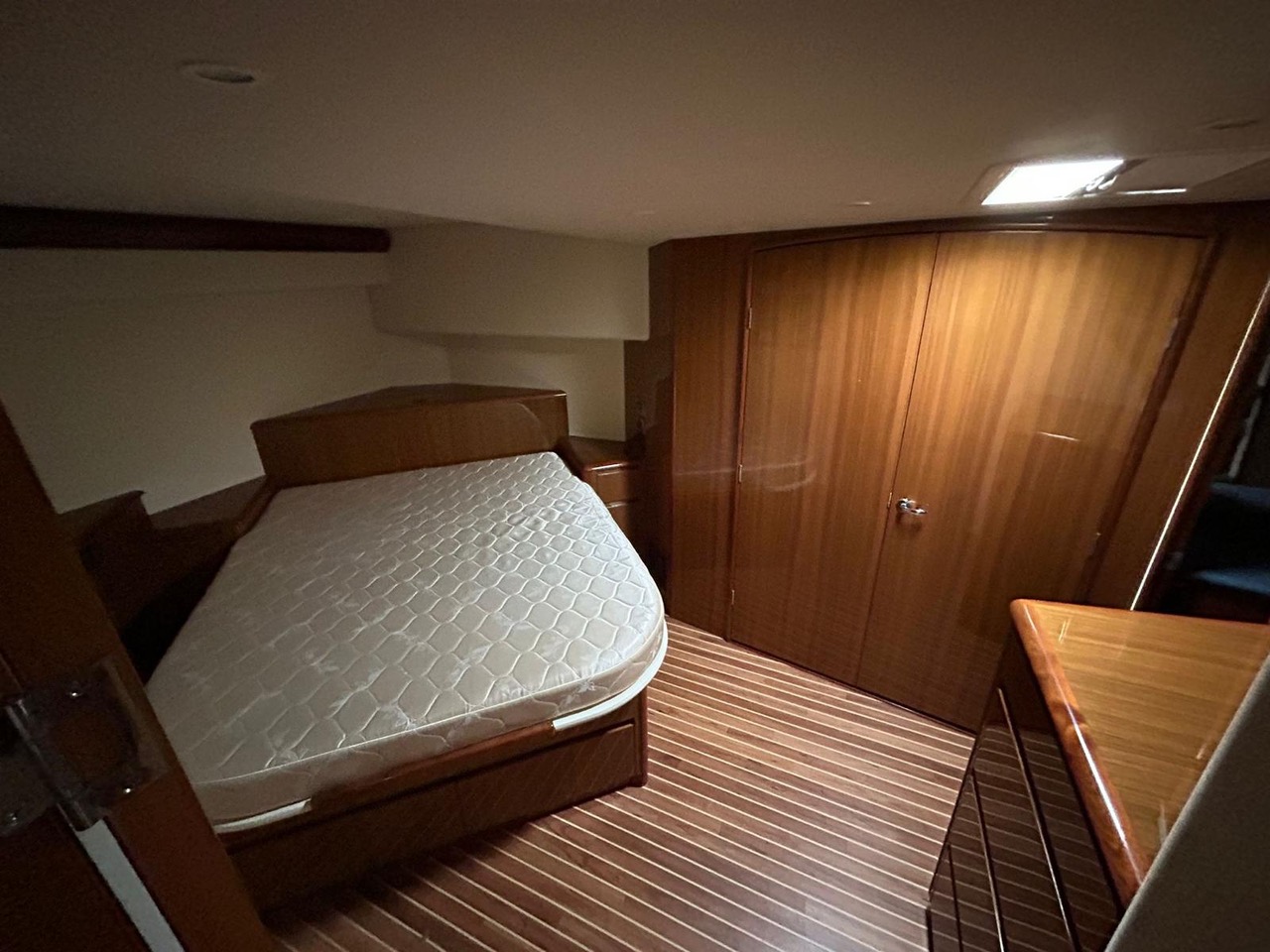 Viking 60 Convertible