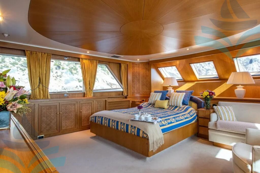 FEADSHIP ‘MONACO’ 38m