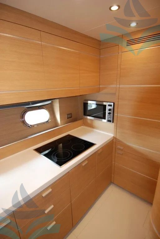 AB 68 YACHT