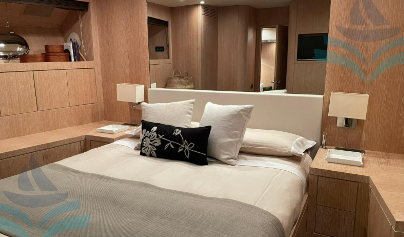 Mangusta 72