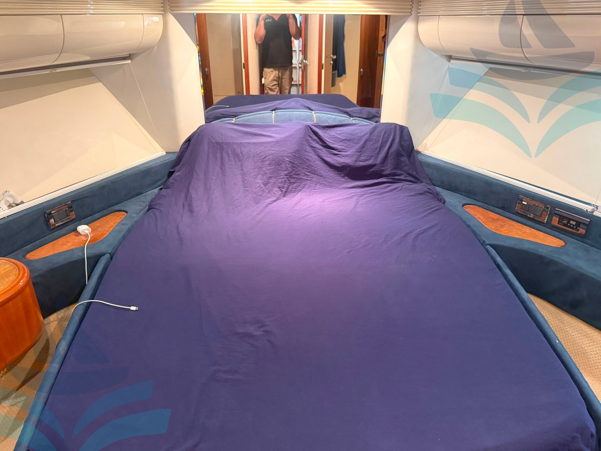AZIMUT 52