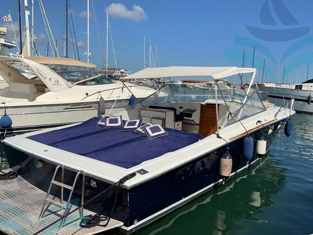 Magnum Marine 38