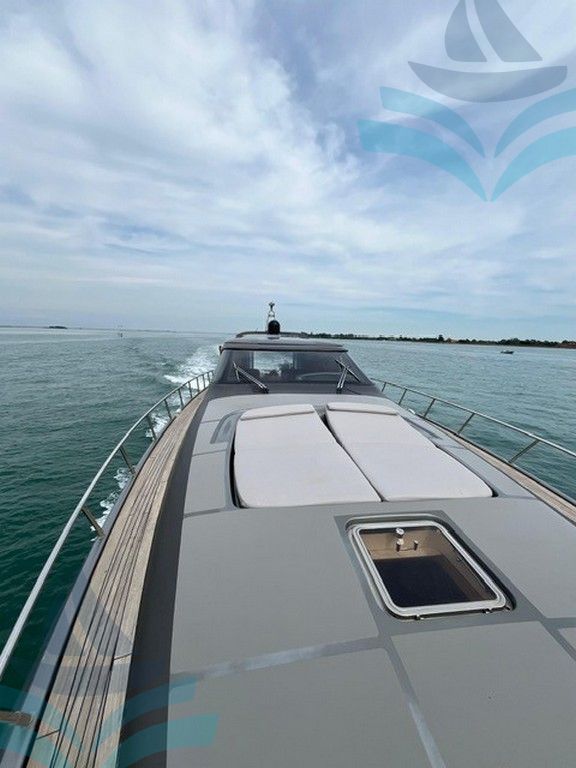 AB 68 YACHT