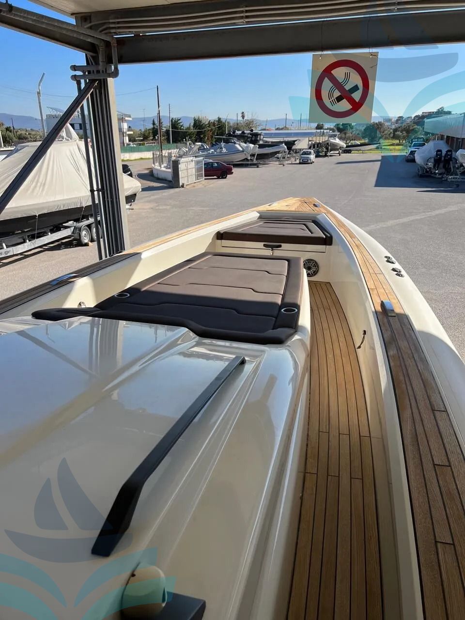 Technohull Omega 47