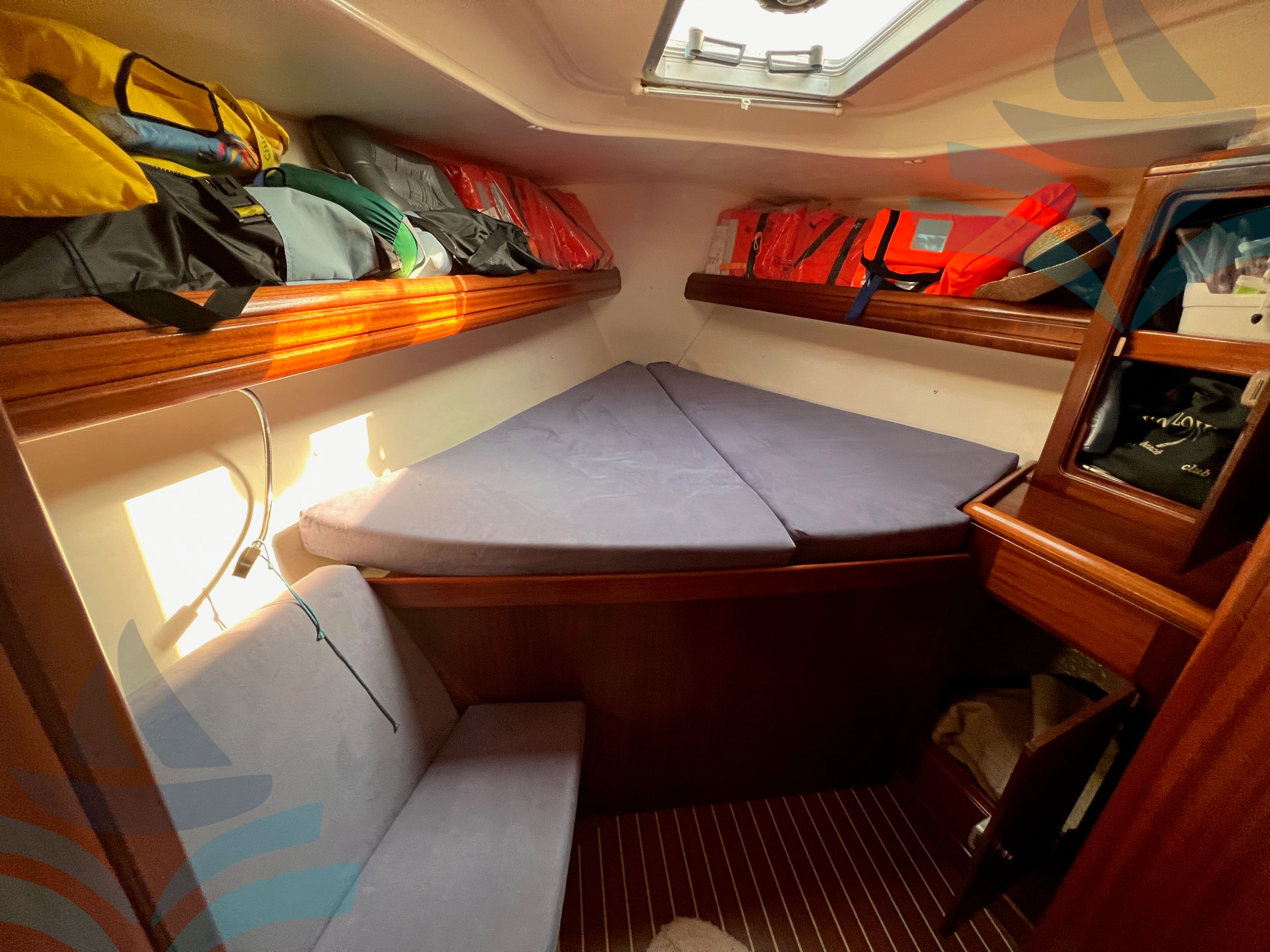 BAVARIA 40