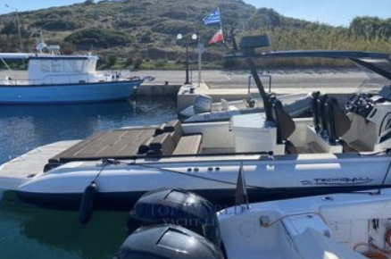 Technohull Omega 47