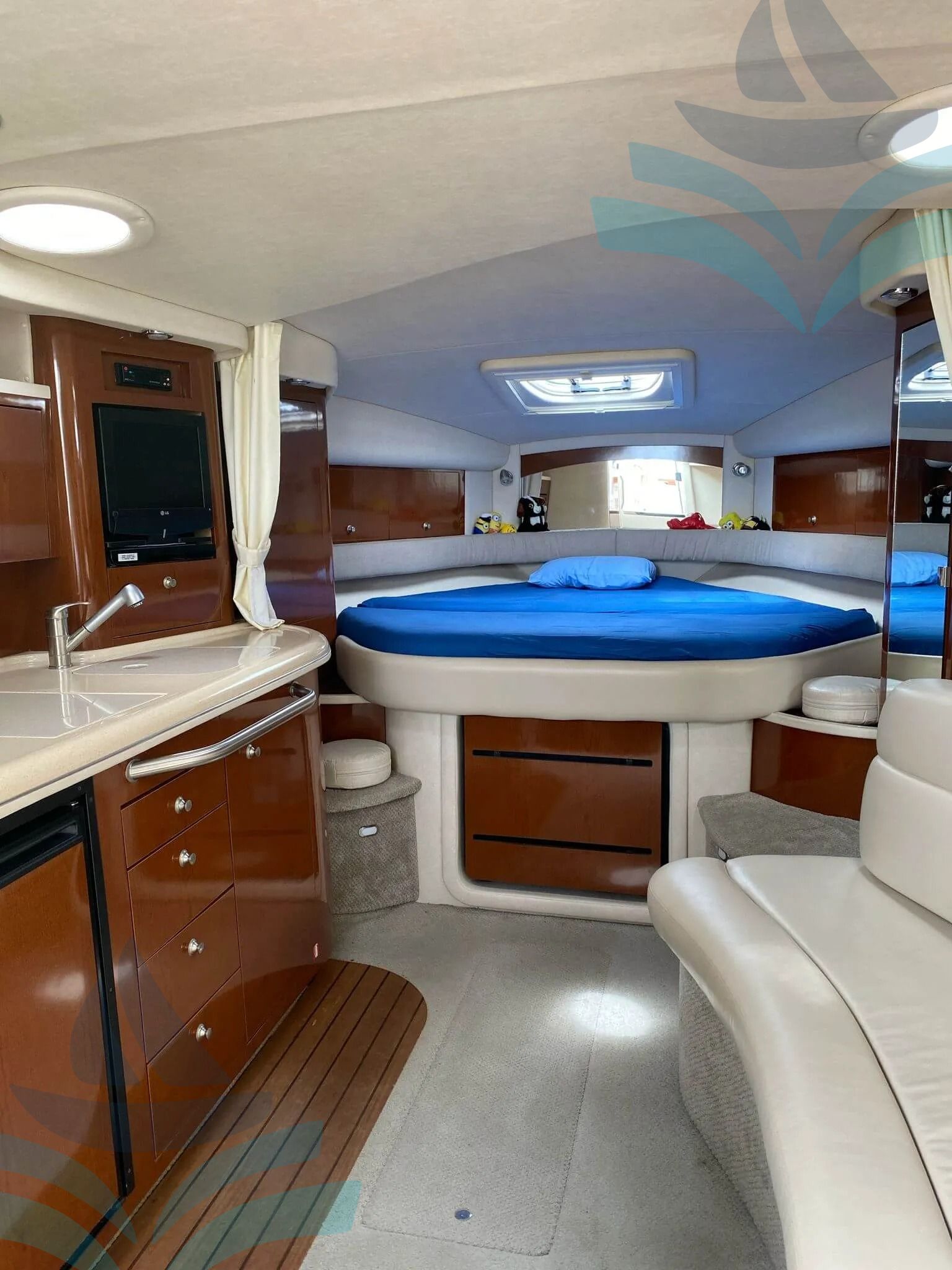 Sea Ray Sundacer 375