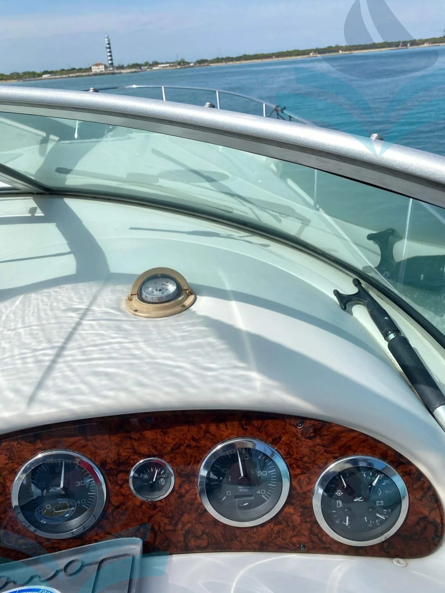 Sea Ray Sundacer 375