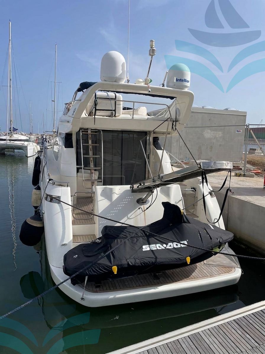 AZIMUT 52