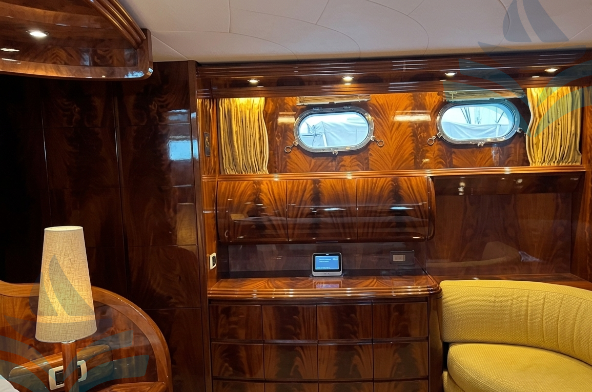 Maiora 24
