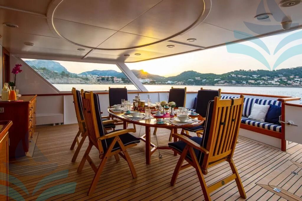 FEADSHIP ‘MONACO’ 38m