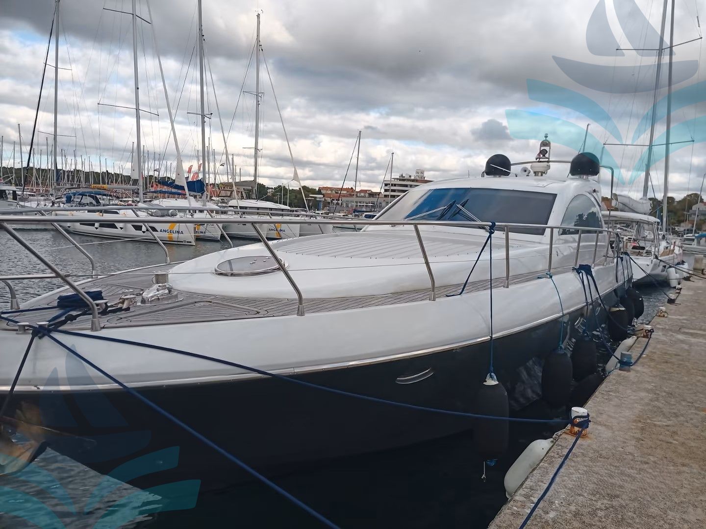 Casa 54 HT